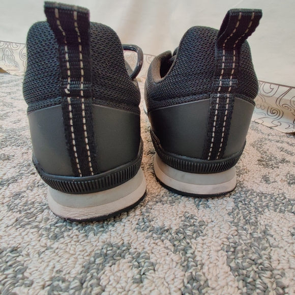 H&M Men's Black & Gray Lace Up Breathable Leather Toe Athletic Gym Shoes 10.5 - Picture 9 of 11